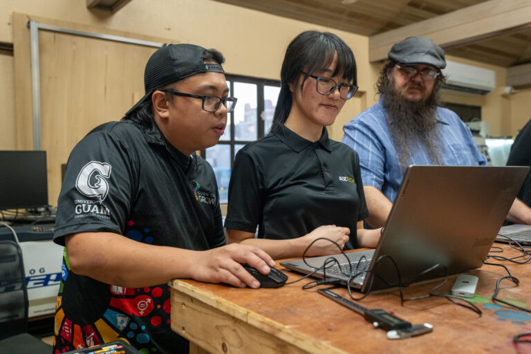 Guam Green Growth Circular Economy Makerspace and Innovation Hub’s Shawn Garcia recently led a 3D Printing workshop at the group’s CHamoru Village location. The workshop is the latest from the G3 Makerspace that aims to bring the benefits of 3D printing and additive manufacturing to local makers and business owners.